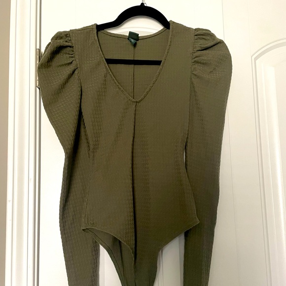 Tops - SOLD: Green long sleeve bodysuit!